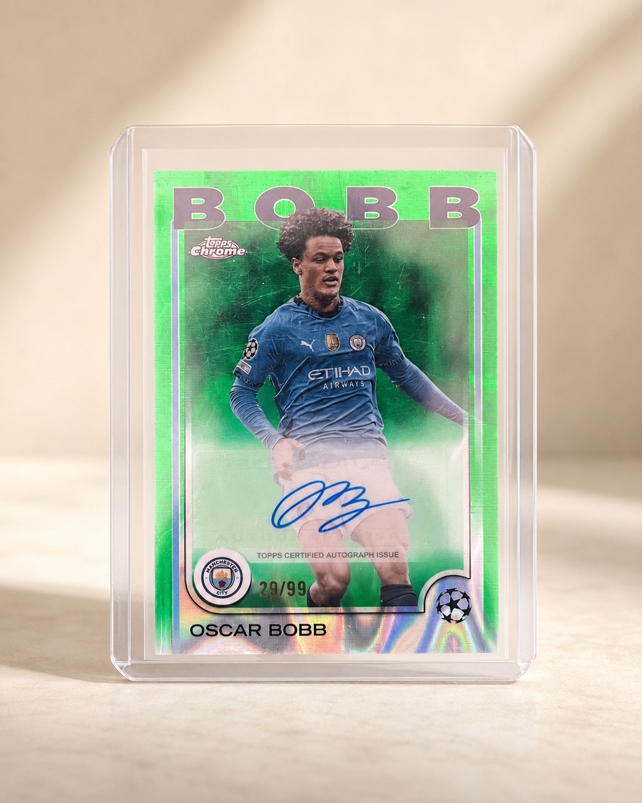 Oscar Bobb Manchester City — Topps Chrome Autograph /99